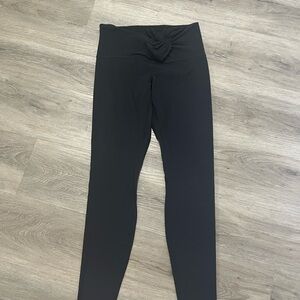 Lululemon black Align pant with bow